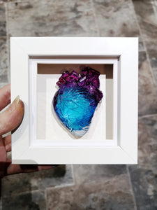 Resin art anatomical heart frame