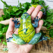 Resin frog ornament