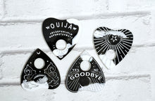 Planchette ouija resin coaster set